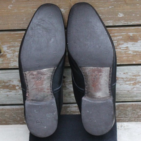 Ferragamo Black Sheepskin Derby, Made in Italy - Picture 10 of 15